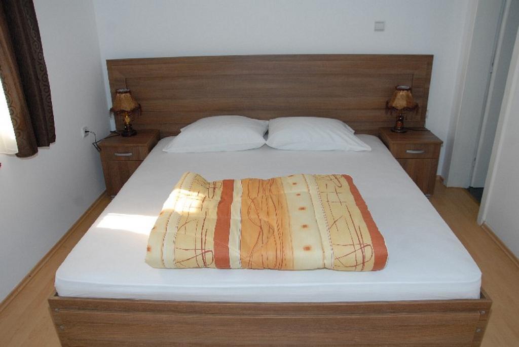 Guesthouse Vila Nova Morović Zimmer foto